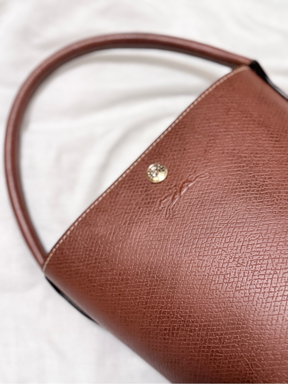 Longchamp Épure Bucket Bag - Picture 4 of 7
